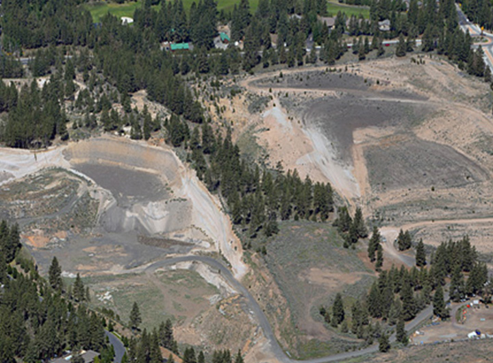 Aerial photograph of OSU Cascades.