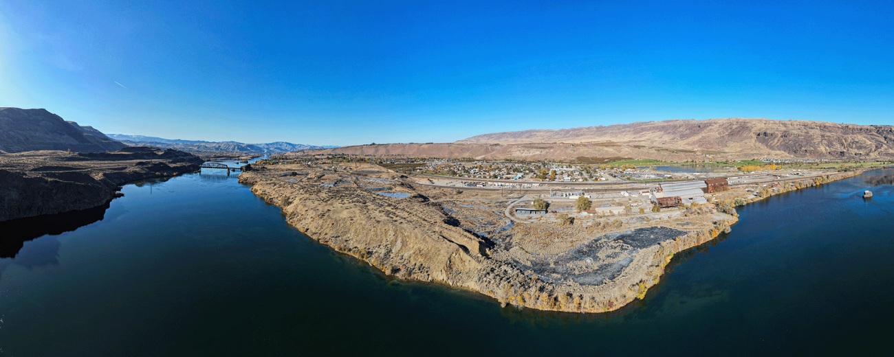 Photo of water and land