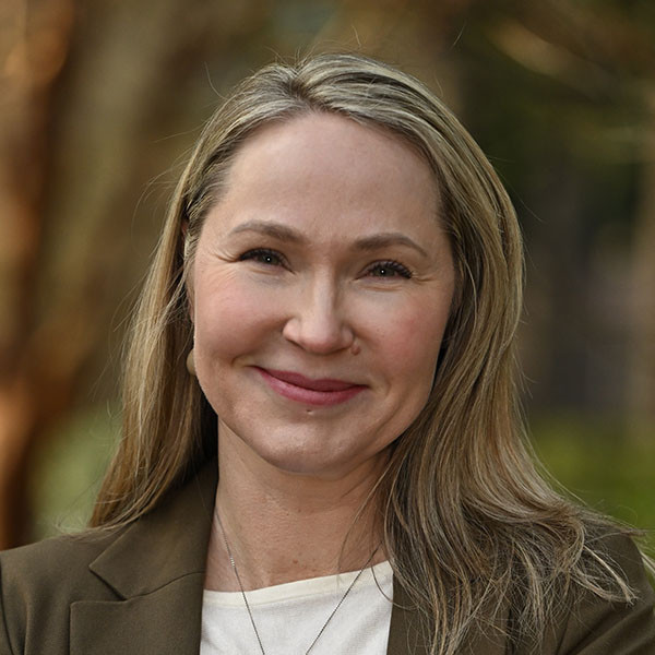 Fawn Robideau, Maul Foster & Alongi